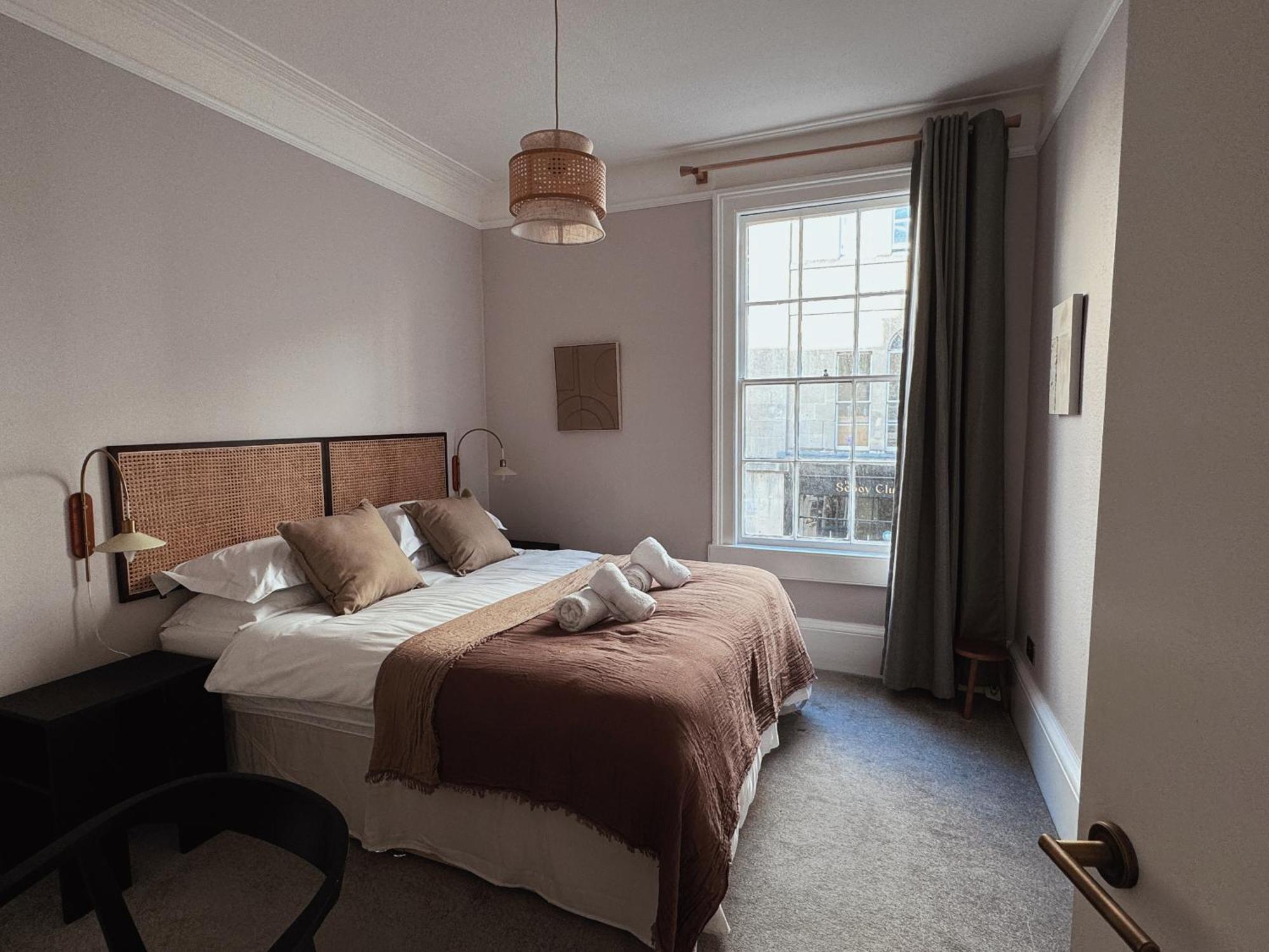 Broad Street Apartment - Central บาธ ภายนอก รูปภาพ